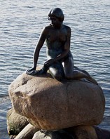 Mrchenfigur von Andersen "Kleine Meerjungfrau"